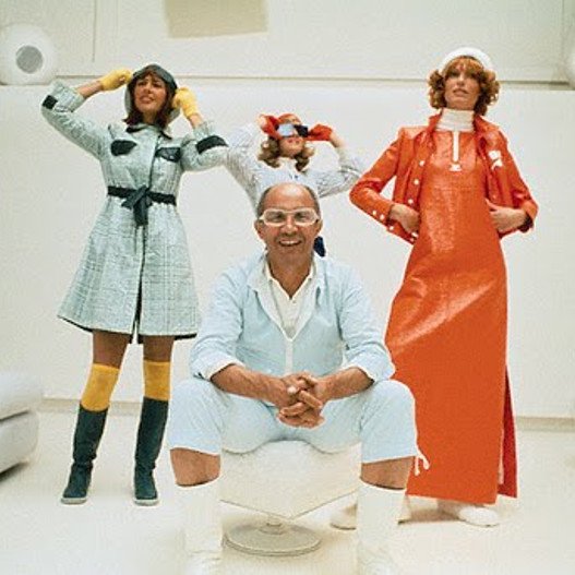 Αντρέ Κουρέζ: Πέθανε ο «πατέρας» της μίνι φούστας [εικόνες]  | iefimerida.gr 1