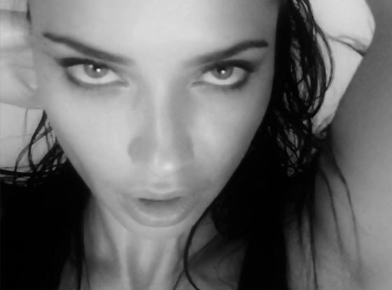 Adriana Lima: Καμπύλες που προκαλούν φθόνο [εικόνες&βίντεο] | iefimerida.gr 2