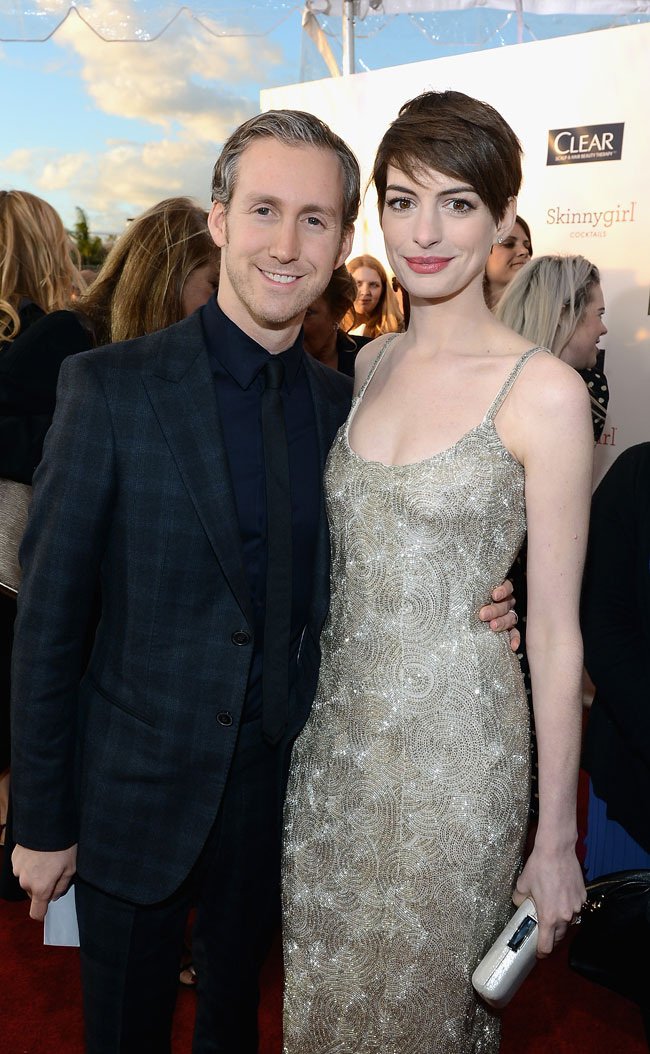 Η Aν Xάθαγουεϊ είναι έγκυος [εικόνες]  | iefimerida.gr 2