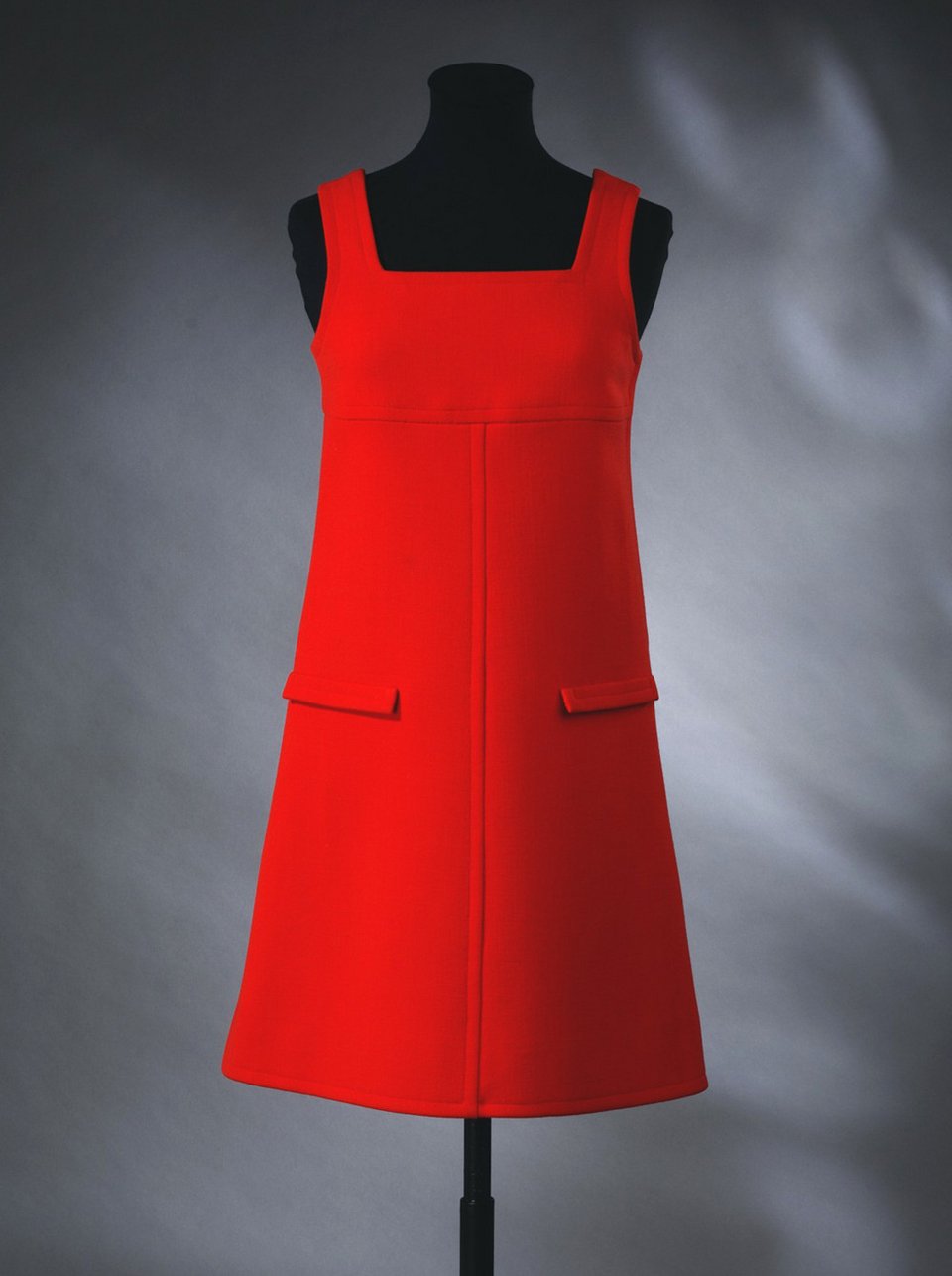 Αντρέ Κουρέζ: Πέθανε ο «πατέρας» της μίνι φούστας [εικόνες]  | iefimerida.gr 7