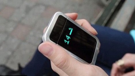 Ο αναπτήρας που σε κάνει να ντρέπεσαι που καπνίζεις -Μετράει τα τσιγάρα και τα «κοστολογεί» [εικόνες] | iefimerida.gr 0