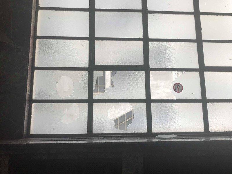 Αναρχικοί εισέβαλαν στο υπ. Ανάπτυξης -Ζητούν να δοθεί άδεια στον Κουφοντίνα [εικόνες & βίντεο] | iefimerida.gr 6