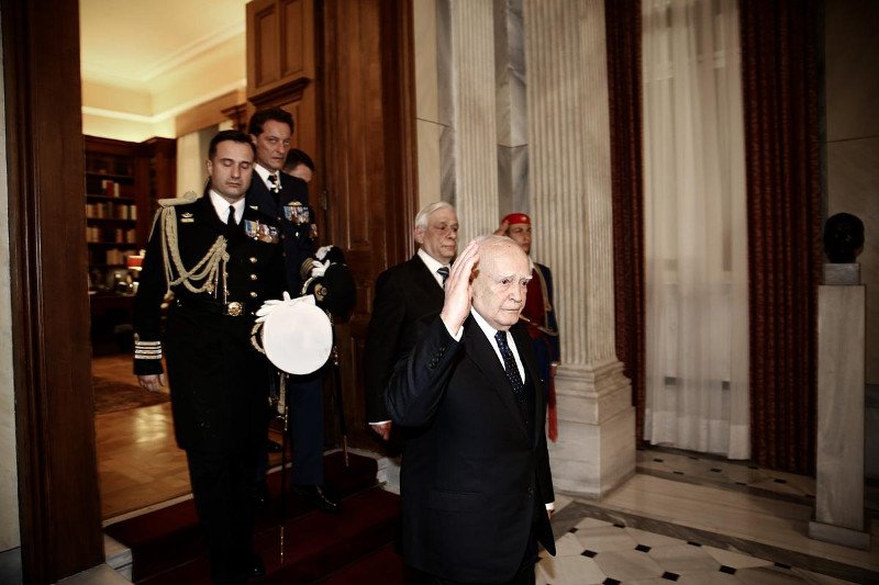 Ολα όσα σημάδεψαν το 2015 μέσα από 80 φωτογραφίες [εικόνες] | iefimerida.gr 15