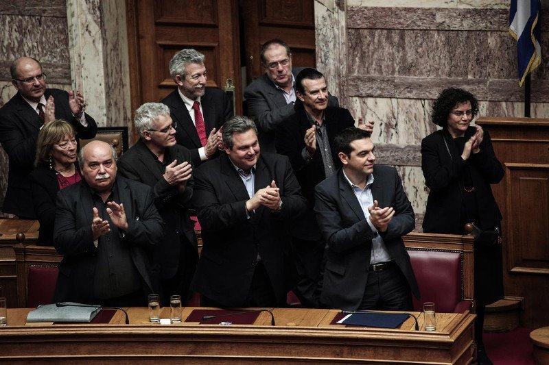 Ολα όσα σημάδεψαν το 2015 μέσα από 80 φωτογραφίες [εικόνες] | iefimerida.gr 7