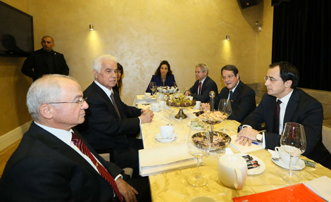 Χωρίς συμφωνία η συνάντηση Αναστασιάδη - Ερογλου για τις συνομιλίες στο Κυπριακό [εικονες] | iefimerida.gr 1