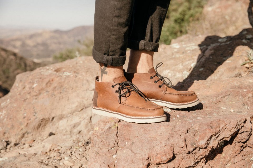 Γούνινα, μάλλινα, δερμάτινα -Τα TOMS «φόρεσαν» τα χειμωνιάτικά τους [εικόνες] | iefimerida.gr 16