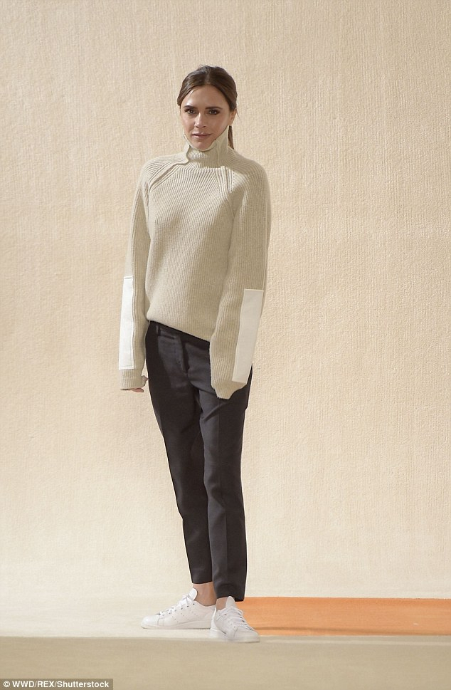 Το ανδρόγυνο είναι το νέο σέξι σικ -Η Βικτόρια Μπέκαμ παραδίδει μαθήματα [εικόνες] | iefimerida.gr 7