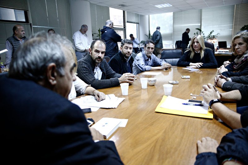 Επίσκεψη Ανδρουλάκη στις πληγείσες περιοχές: «Απίστευτα κενά στην πρόληψη καταστροφών» [εικόνες] | iefimerida.gr 0