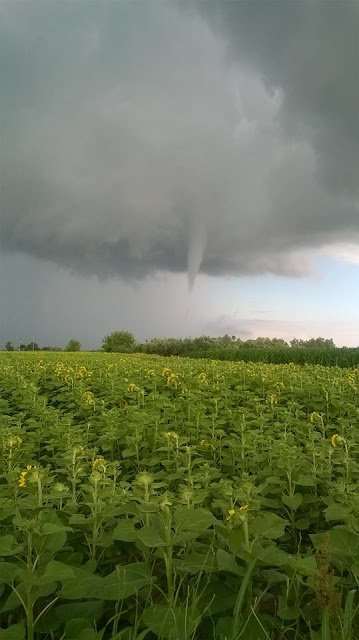 Δείτε τον ανεμοστρόβιλο που σάρωσε την Ξάνθη [εικόνες] | iefimerida.gr 1