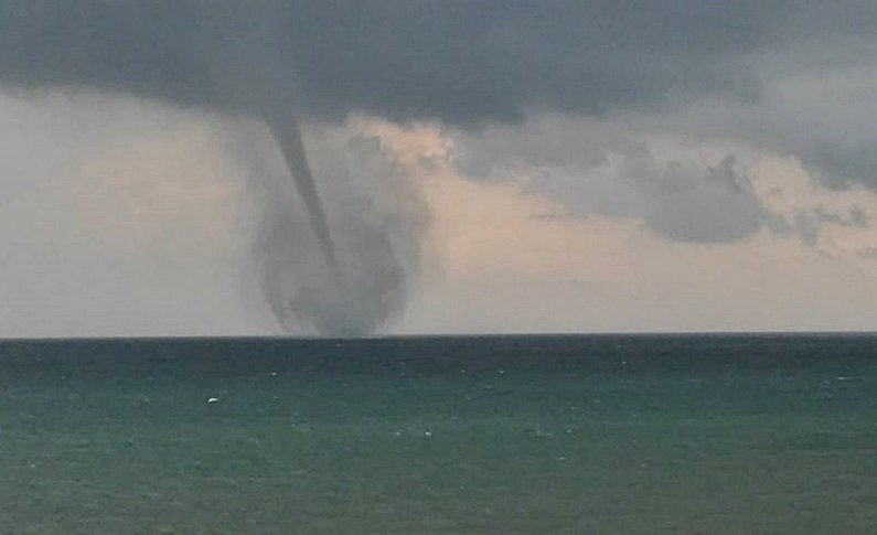 Εικόνες καταστροφής από τη θεομηνία που έπνιξε τη μισή Ελλάδα [εικόνες & βίντεο] | iefimerida.gr 18