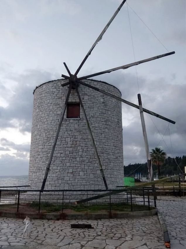 Σαρώνει η κακοκαιρία «Πηνελόπη» -Πλημμύρες, κατολισθήσεις, ζημιές, αποκομμένα χωριά [εικόνες & βίντεο] | iefimerida.gr 2