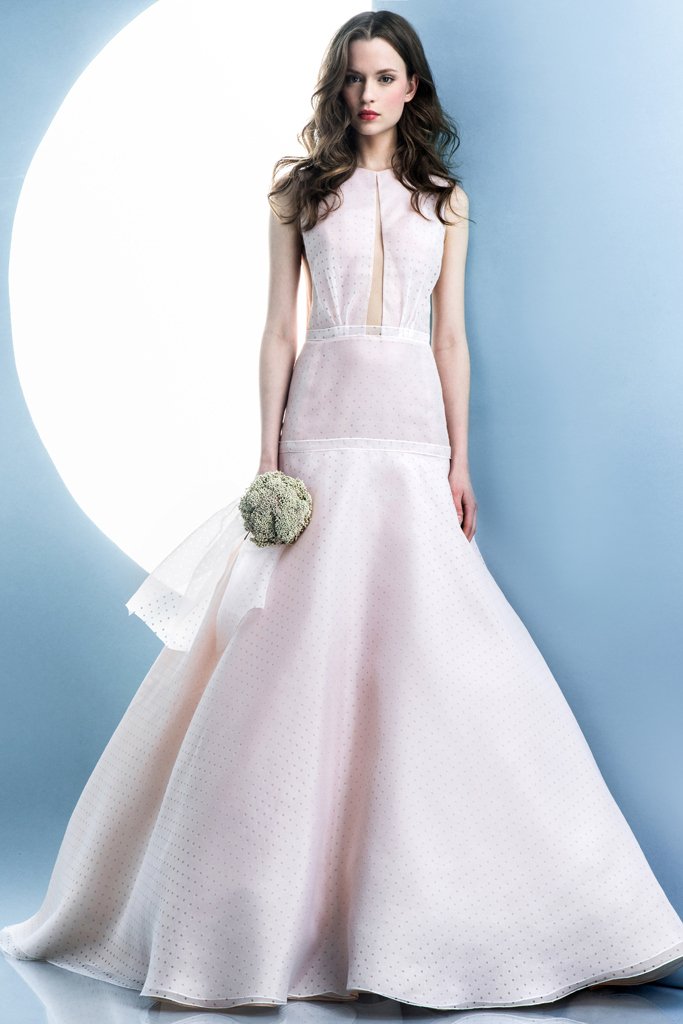 Αυτά τα νυφικά είναι η τελευταία τάση -Ο όγκος επιστρέφει [εικόνες] | iefimerida.gr 4