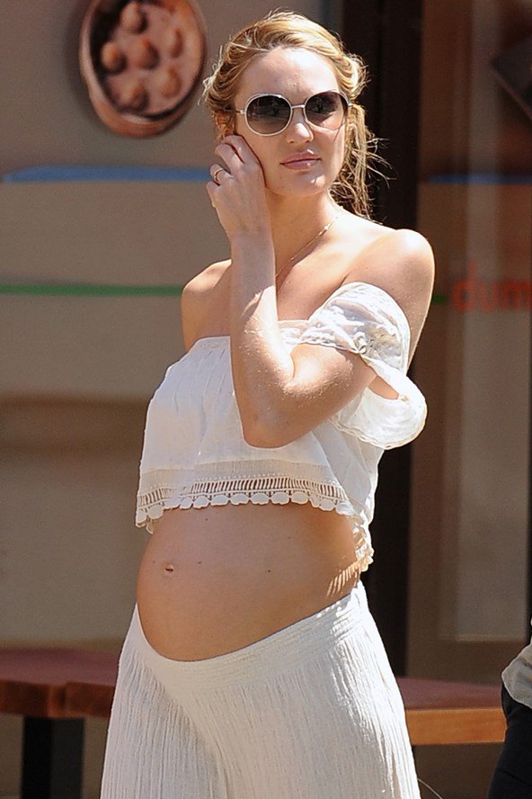 Οταν οι Αγγελοι της Victoria’s Secret μένουν έγκυες -Η απόλυτη ομορφιά [εικόνες] | iefimerida.gr 10