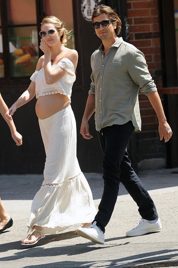 Οταν οι Αγγελοι της Victoria’s Secret μένουν έγκυες -Η απόλυτη ομορφιά [εικόνες] | iefimerida.gr 5