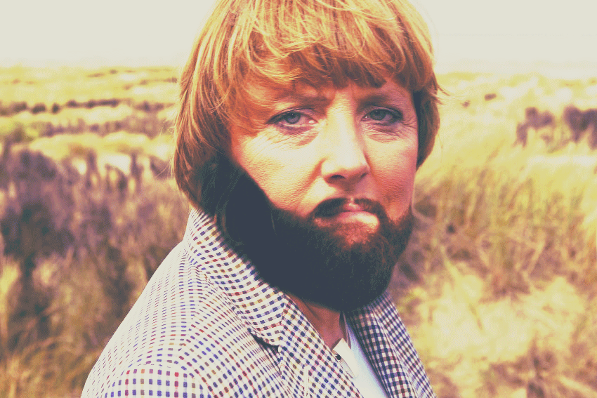 Ξύρισαν και έβαλαν μούσι στη Μέρκελ-Η Γερμανίδα Καγκελάριος σε χίπστερ ξεκαρδιστικά look [εικόνες] | iefimerida.gr 0