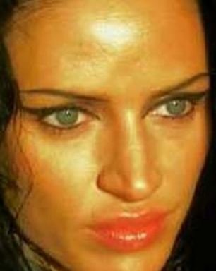 Σωσίας της Τζολί ανάγκασε ταξιτζή να της κάνει 2 φορές σεξ -Τον μαχαίρωσε όταν δεν κατάφερε και τρίτη [εικόνες] | iefimerida.gr 1