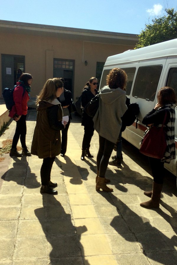 Στη Λέσβο η Τζολί: Το καλοκαίρι θα έρθω με τα παιδιά μου [εικόνες & βίντεο] | iefimerida.gr 1