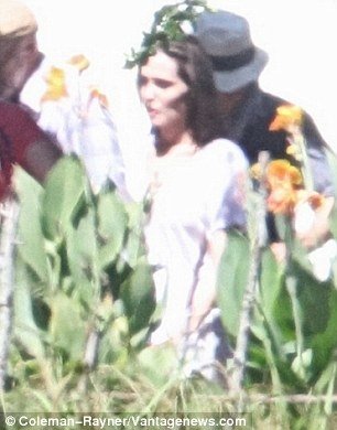 Χωρίς υπερβολή, η Αντζελίνα Τζολί πιο αδύνατη από ποτέ [εικόνες] | iefimerida.gr 0