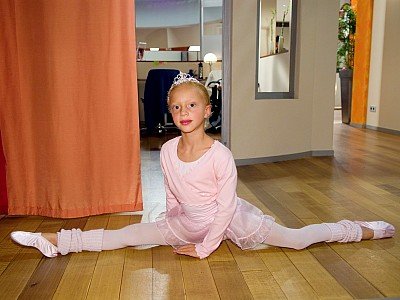 Η εκρηκτική 14χρονη νόθα κόρη του Μπόρις Μπέκερ -Η απίστευτη ιστορία μιας κοκκινομάλλας καλλονής [εικόνες] | iefimerida.gr 1