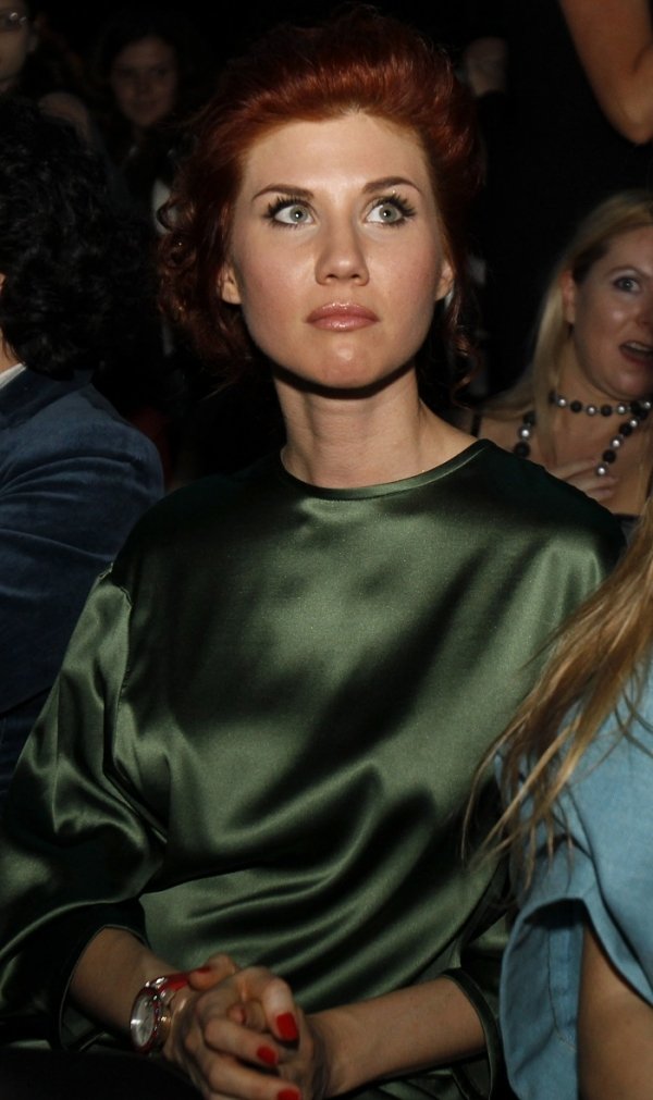 Θεωρίες συνωμοσίας: Γιατί η πράκτορας Τσάπμαν προσπάθησε να σαγηνεύσει τον Σνόουντεν [εικόνες] | iefimerida.gr 10