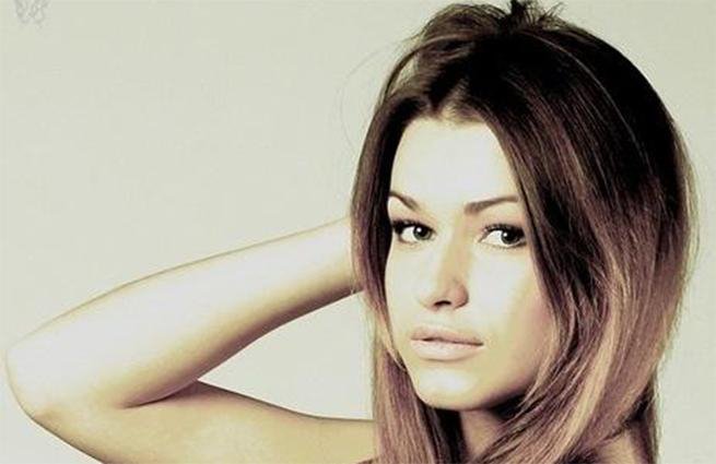 Η 23χρονη Ουκρανή καλλονή σύντροφος του δολοφονημένου Νεμτσόφ -Ηταν δίπλα του όταν τον εκτελούσαν [εικόνες] | iefimerida.gr 2