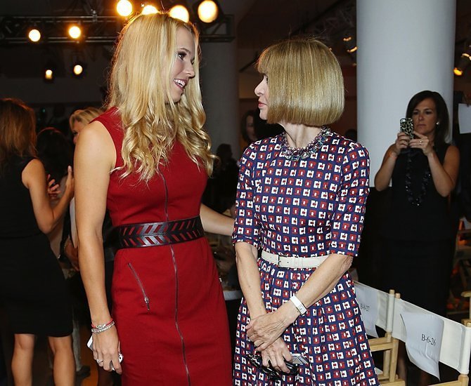 Η τενίστρια Caroline Wozniacki έκοψε τα μαλλιά της επειδή της το είπε η Anna Wintour [εικόνες+βίντεο] | iefimerida.gr 3