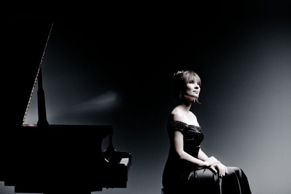 Βραδιές κλασικής μουσικής στη Λίμνη της Βουλιαγμένης -Εμπνευσμένες από το τοπίο [εικόνες & βίντεο]  | iefimerida.gr 2