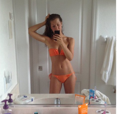 Καρέ-καρέ μέσα από 500 φωτογραφίες η μάχη μιας νεαρής με την ανορεξία -Πώς από τα 36 κιλά κατάφερε να γίνει φυσιολογική [εικόνες] | iefimerida.gr 19