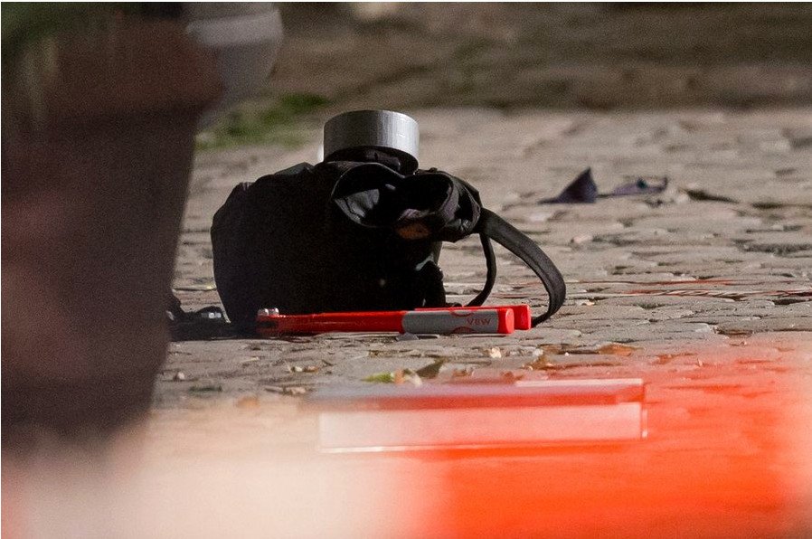 «Αρωμα» Ισλάμ σε επίθεση στη Γερμανία -Σύρος ανατινάχθηκε έξω από συναυλιακό χώρο, 12 τραυματίες [εικόνες & βίντεο] | iefimerida.gr 0