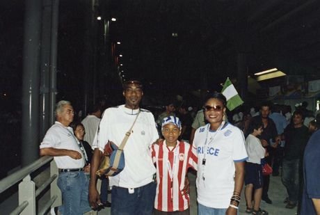 Το οικογενειακό άλμπουμ του Γιάννη Αντετοκούνμπο [εικόνες] | iefimerida.gr 10