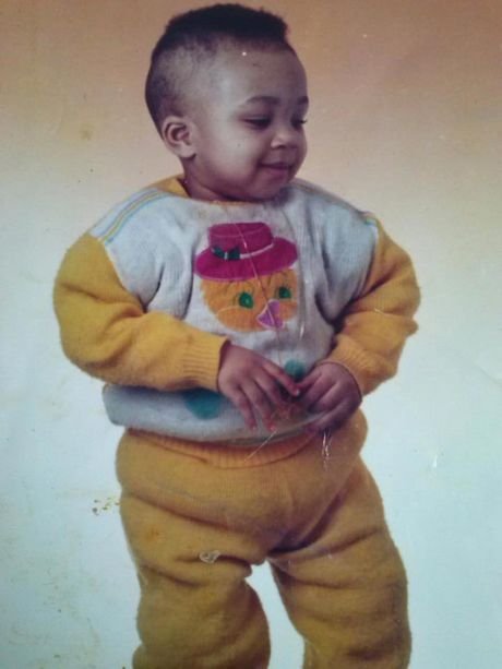 Το οικογενειακό άλμπουμ του Γιάννη Αντετοκούνμπο [εικόνες] | iefimerida.gr 1