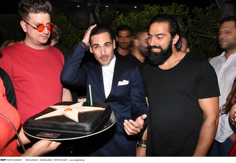 Ο Ανθιμος Ανανιάδης γιόρτασε τα γενέθλιά του χωρίς τη Μαρία-Νεφέλη [εικόνες] | iefimerida.gr 1