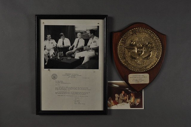 «Στο σφυρί» προσωπικές φωτογραφίες των Τζάκι και Τζον Κένεντι  [εικόνες] | iefimerida.gr 0