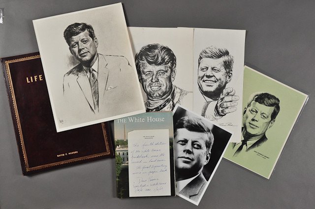 «Στο σφυρί» προσωπικές φωτογραφίες των Τζάκι και Τζον Κένεντι  [εικόνες] | iefimerida.gr 1