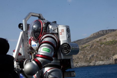 Πλωτό μουσείο στο βυθό των Αντικυθήρων: Τι έδειξαν οι νέες έρευνες -Η βουτιά με τη διαστημική στολή σε βάθος 300 μέτρων [εικόνες] | iefimerida.gr 10