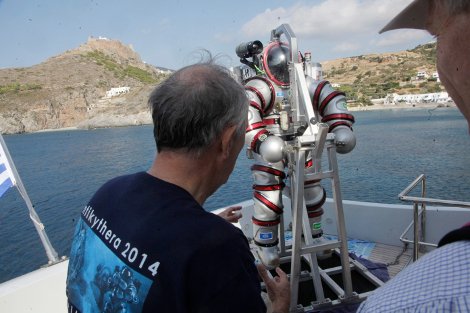 Πλωτό μουσείο στο βυθό των Αντικυθήρων: Τι έδειξαν οι νέες έρευνες -Η βουτιά με τη διαστημική στολή σε βάθος 300 μέτρων [εικόνες] | iefimerida.gr 4