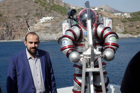 Πλωτό μουσείο στο βυθό των Αντικυθήρων: Τι έδειξαν οι νέες έρευνες -Η βουτιά με τη διαστημική στολή σε βάθος 300 μέτρων [εικόνες] | iefimerida.gr 7