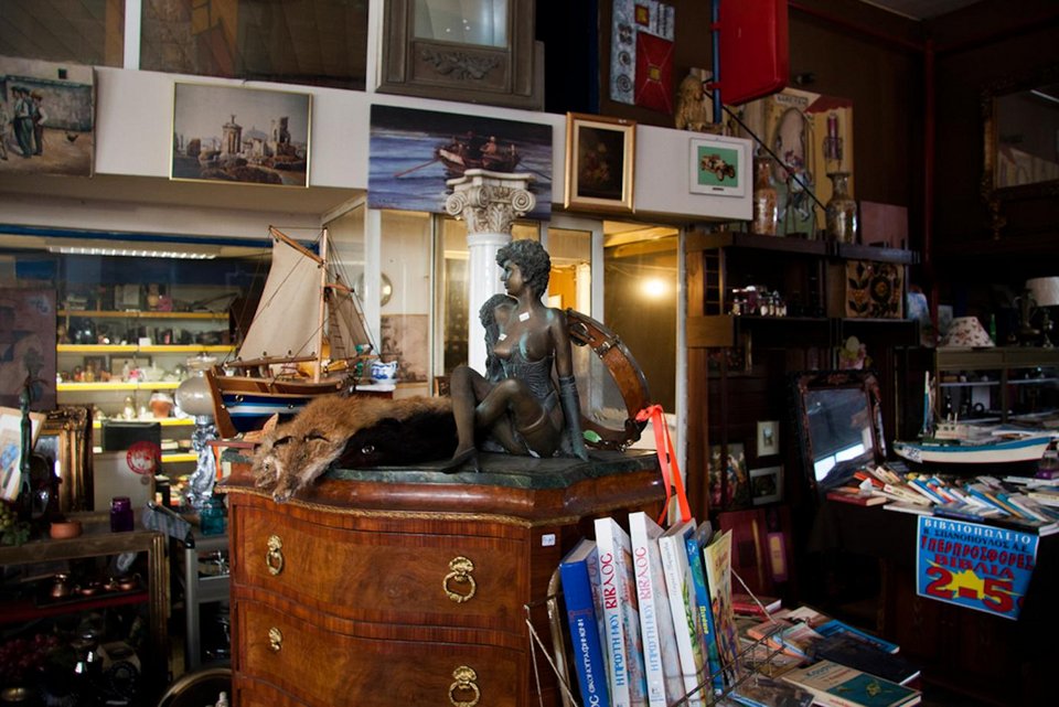 Το βενζινάδικο της Πατησίων που μεταμορφώθηκε σε αντικερί και τράβηξε τα βλέμματα των Τimes [εικόνες]  | iefimerida.gr 4