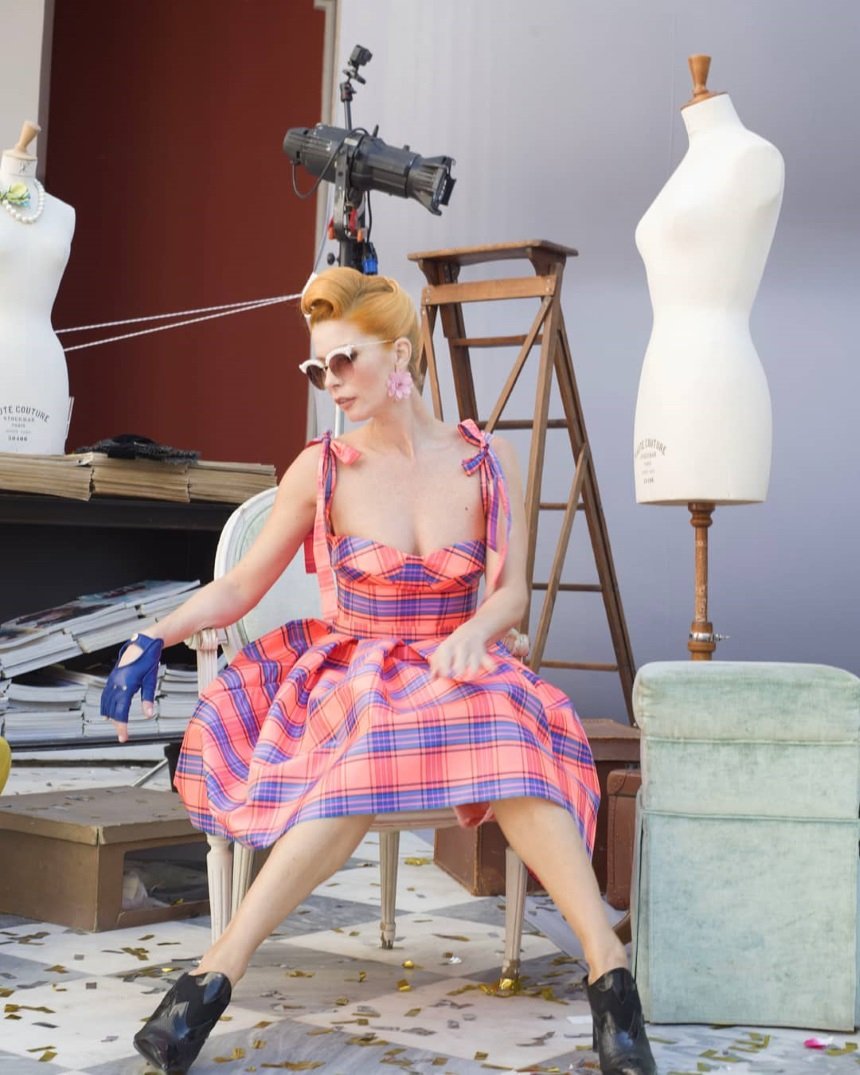 Ποια Αμερικανίδα ηθοποιός φόρεσε φόρεμα του Βασίλη Ζούλια [εικόνες] | iefimerida.gr 1