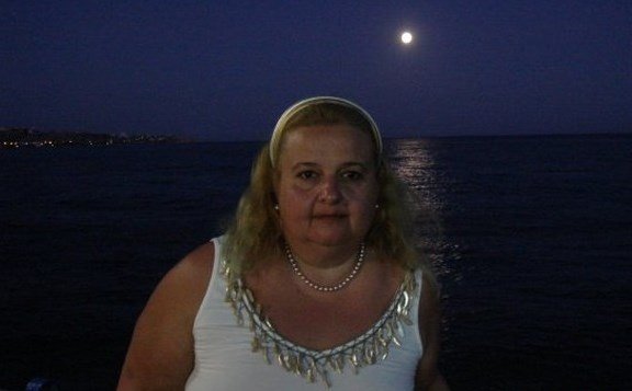 Πού θα ταφεί η Αντζυ Αλεξιάδου -Σε πολύ κακή κατάσταση η Βέφα | iefimerida.gr 0
