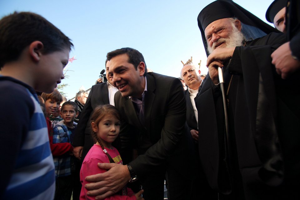 Ο Αλέξης Τσίπρας έφαγε με τον Αρχιεπίσκοπο και ιερείς: Δήλωσε αρωγός στις προσπάθειες της Εκκλησίας [εικόνες] | iefimerida.gr 2