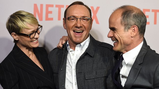 Ετοιμάζοντας το επόμενο House of Cards: Θα τα καταφέρει ο Φρανκ χωρίς την Κλερ; | iefimerida.gr 1