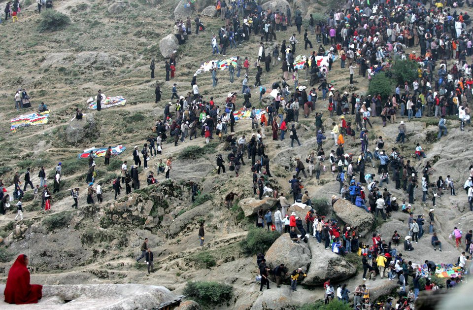 Το ένδοξο φεστιβάλ του Θιβέτ με τον διαγωνισμό γιαουρτιού -Από τον 11ο αιώνα [εικόνες & βίντεο]   | iefimerida.gr 2