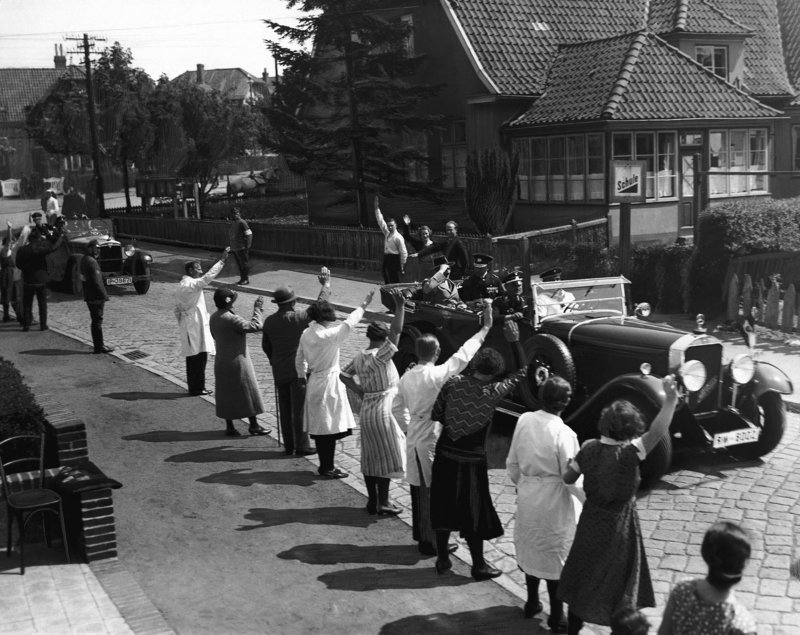 Στο «σφυρί» το πολυτελές αυτοκίνητο του Χίτλερ -Ενα από τα 4 μοντέλα που κατασκευάστηκαν [εικόνες] | iefimerida.gr 3