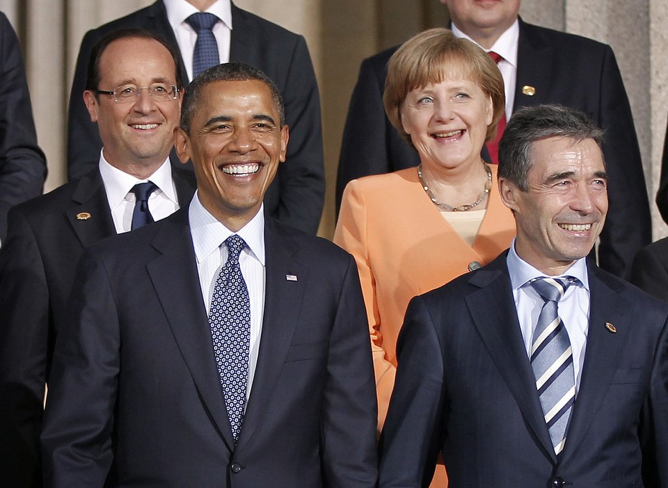 Σύνοδος ΝΑΤΟ: Από τον Ομπάμα του 2012 στον Τραμπ του 2017 [εικόνες & βίντεο] | iefimerida.gr 1