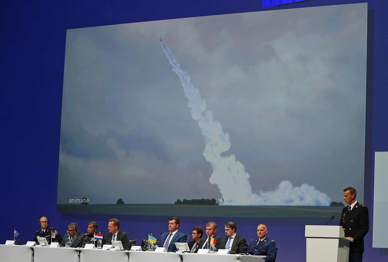 Πτήση MH-17: Η Ρωσία υποστηρίζει ότι ουκρανικοί πύραυλοι κατέρριψαν το Boeing  | iefimerida.gr 0