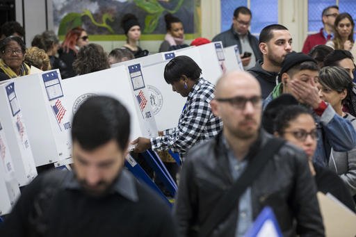 Στο... πόδι ολόκληρη η Αμερική -Απίστευτες σκηνές την ημέρα των εκλογών [εικόνες] | iefimerida.gr 3