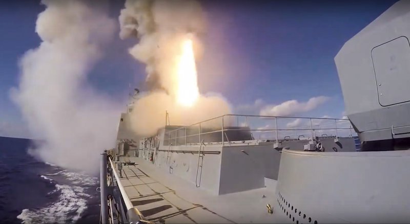 Αυτό είναι το τρομερό οπλοστάσιο με το οποίο o Πούτιν μπορεί να απαντήσει στους Δυτικούς, στη Συρία [εικόνες] | iefimerida.gr 7