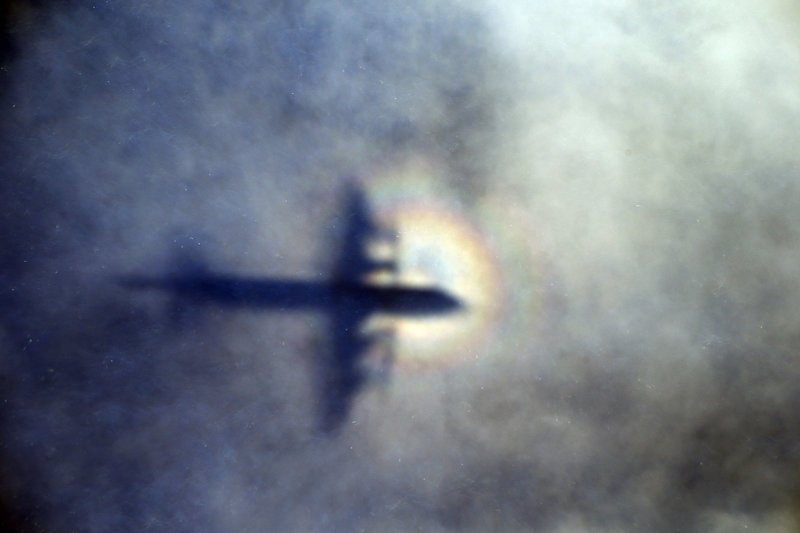 MH370: Γιατί οι ειδικοί επιμένουν ότι το μοιραίο Boeing βρίσκεται στη στεριά, στη ζούγκλα της Καμπότζης | iefimerida.gr 1