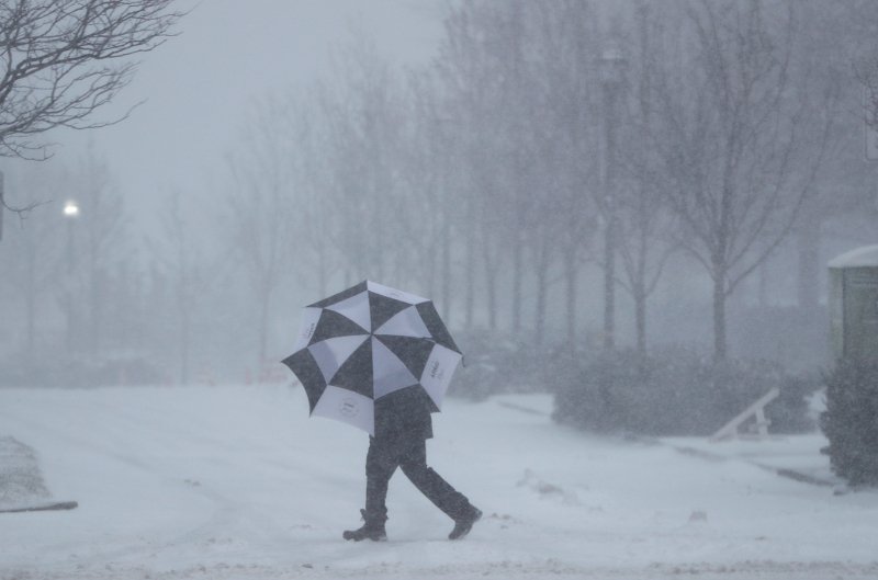 Χιονοθύελλα σαρώνει τις ΗΠΑ -Εκλεισαν σχολεία, ακυρώνονται πτήσεις [εικόνες] | iefimerida.gr 2